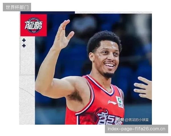 广州队后卫威金顿成为球队进攻引擎，赛季场均贡献23.3分和6.4次助攻，数据十分全面。